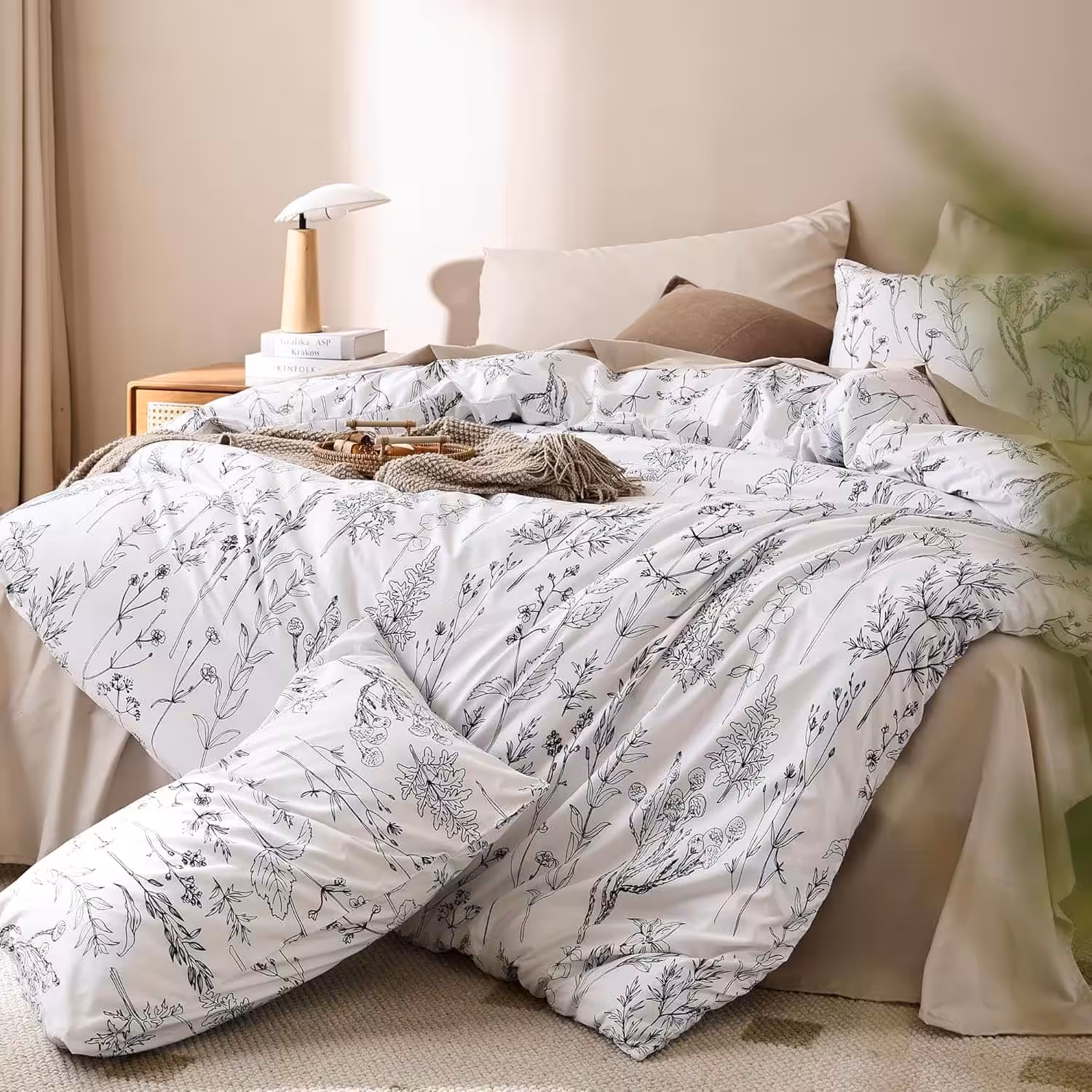 Floral Duvet Cover with Black Botanical with pillow case