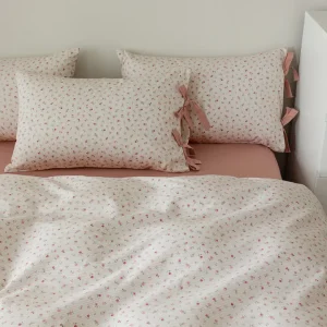 duvet floral cover set in pink color